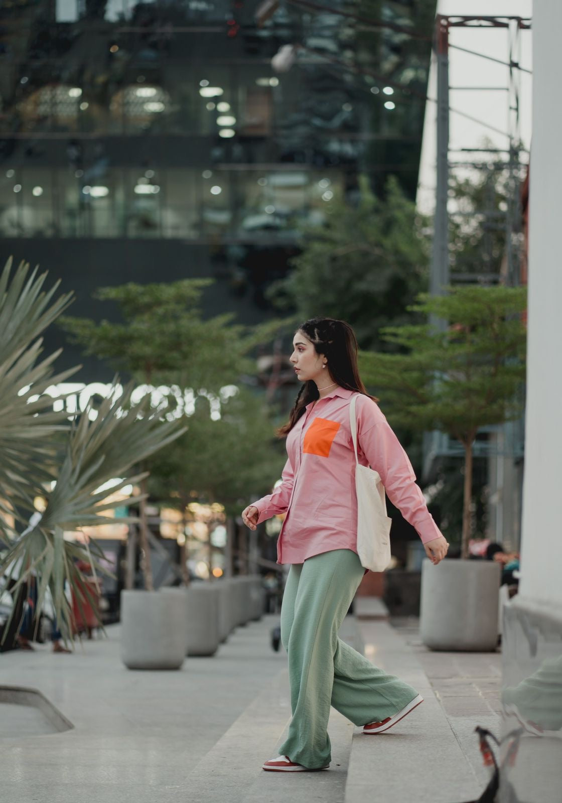 Pink shirt with orange Pocket