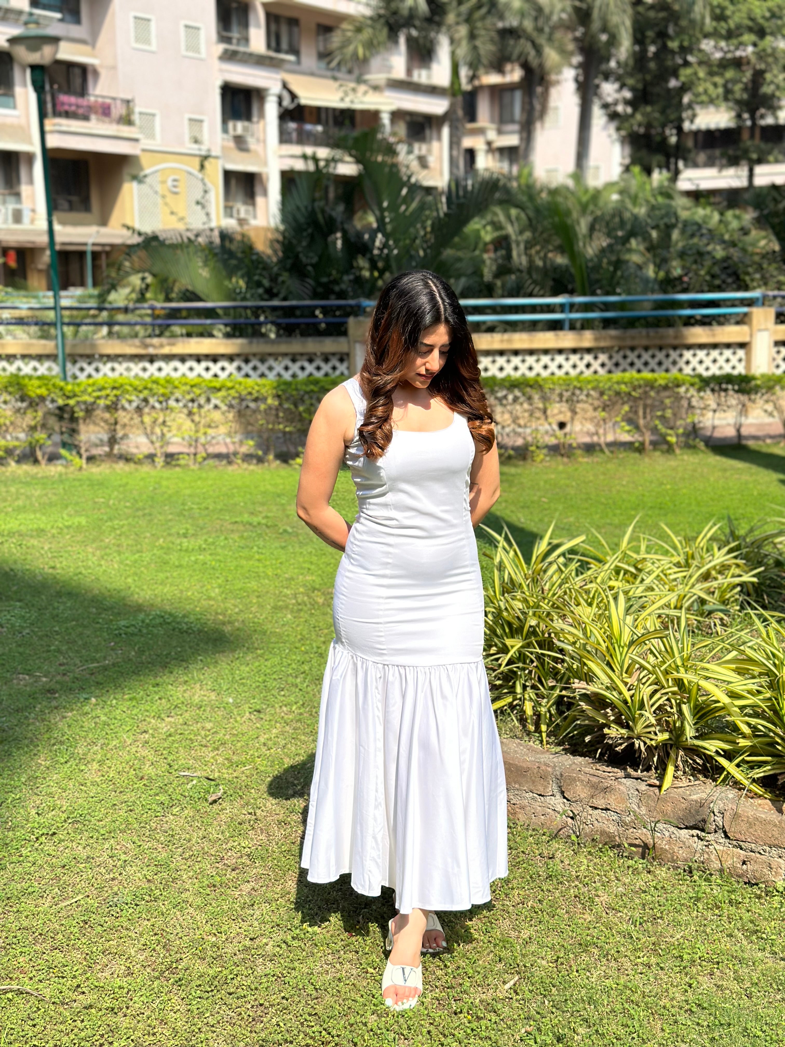 White Rose Bodycon Dress