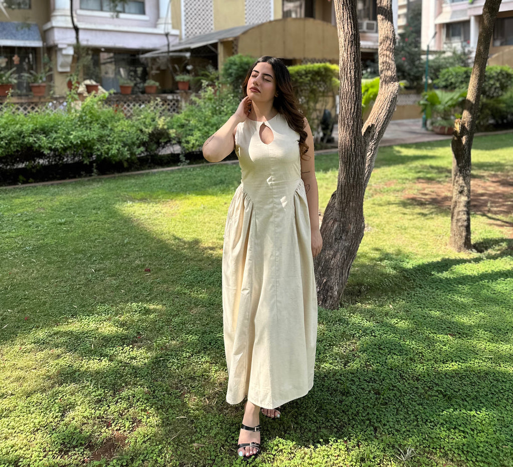 Anyra Flex Gathered Maxi Dress