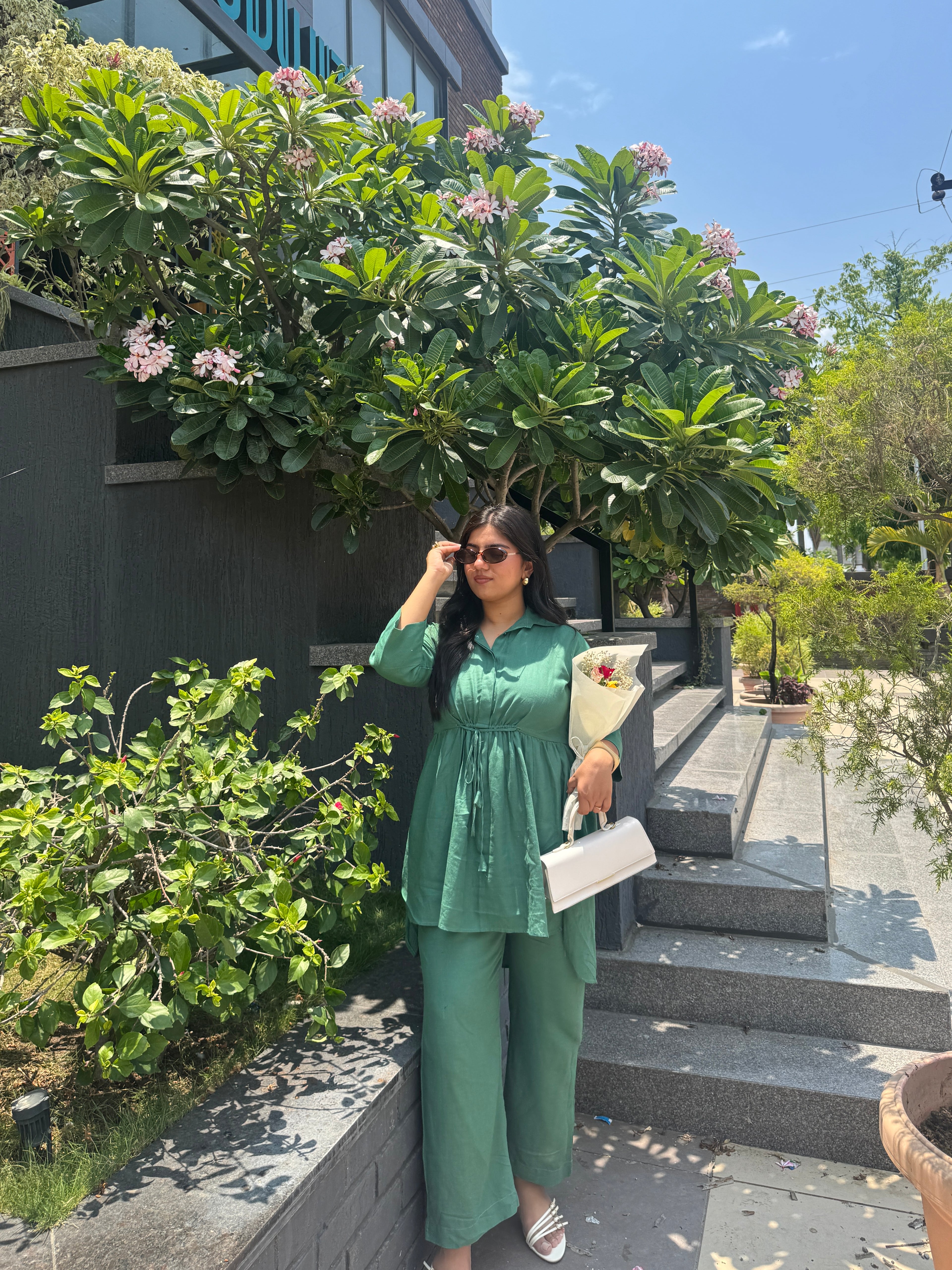 OLIVE GREEN ELASTIC COORD SET